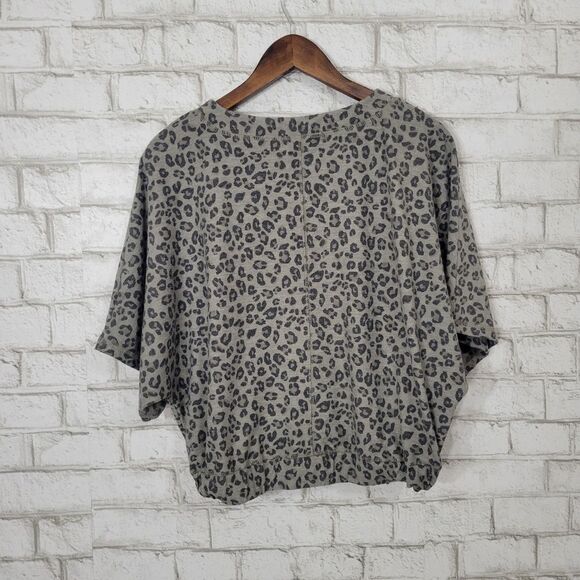 Mustard Seed leopard print short sleeve sweatshirt - Picture 10 of 10